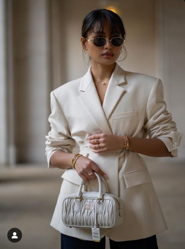 Power Dressing và trang sức